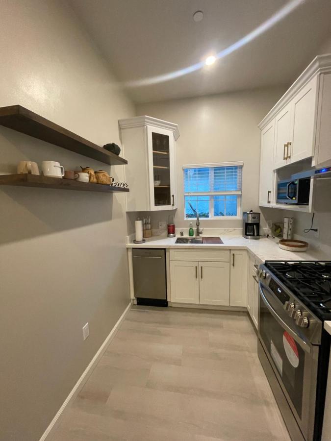 Van Nuys Luxury, Near To Universal Studios, And Hollywood ลอสแอนเจลิส ภายนอก รูปภาพ
